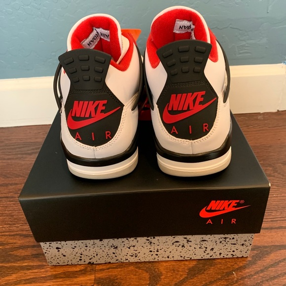 Jordan 4 fire red OG 100% authentic - Picture 4 of 7